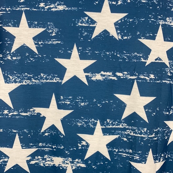 NWOT For G and PL American Flag Twist Knot Short Sleeve Top--Large - Picture 10 of 15